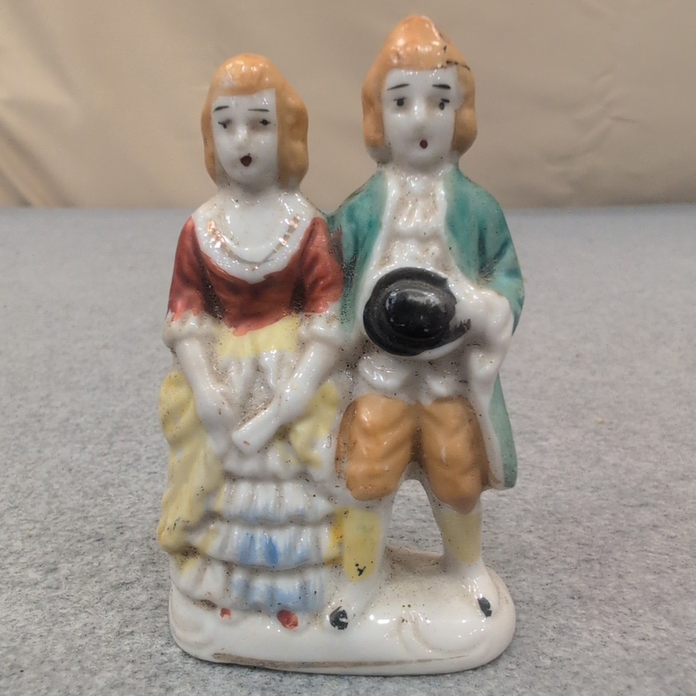 Vintage Porcelain Colonial Couple Figurine Made in Japan Hand Painted